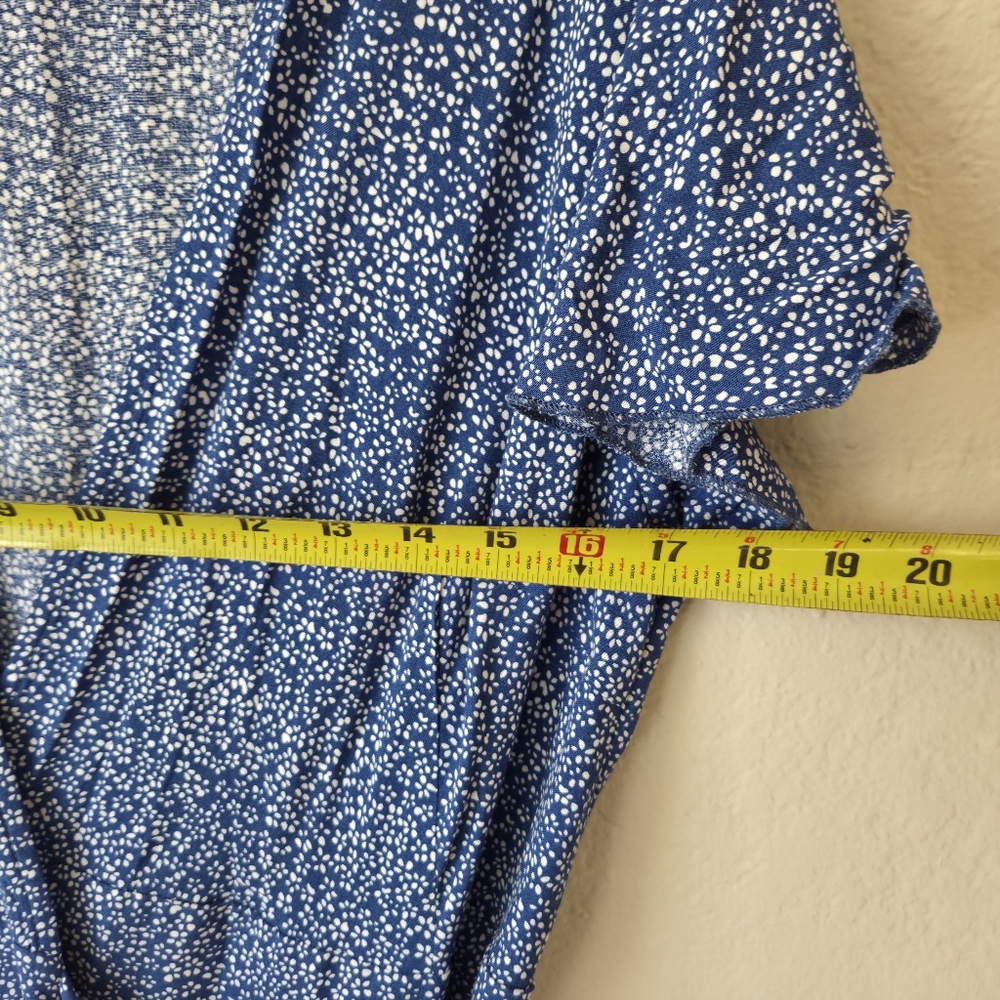 Zesica Wrap Fuffler Midi Dress Womens M Blue/White Floral Short Sleeve VNeck - Picture 14 of 16